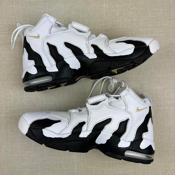 Athletic_Shoes